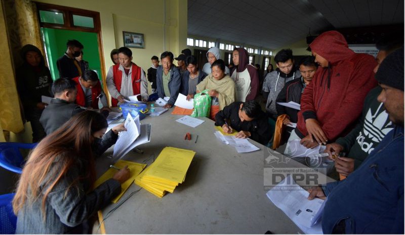 Workers registering with the NBOCWWB during the inaugural programme for an awareness campaign and field registration of building and other construction workers in Kohima Village on December 13. (DIPR Photo)